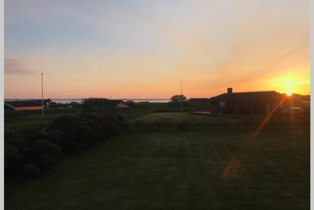 Beautiful And Amazing View - 3 Bedroom Cottage Vinderup エクステリア 写真