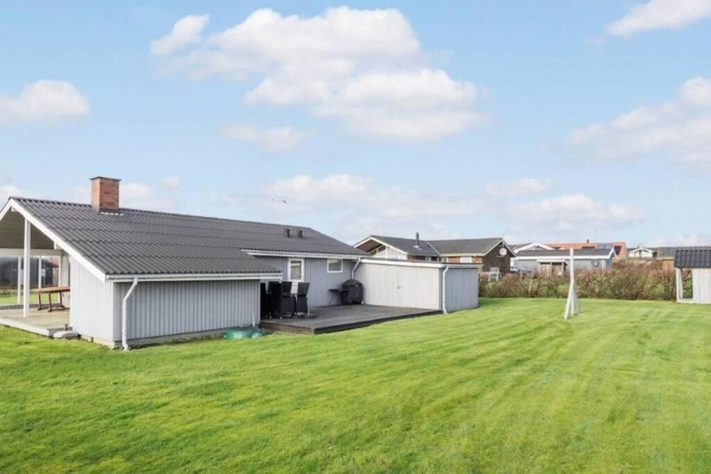 Beautiful And Amazing View - 3 Bedroom Cottage Vinderup エクステリア 写真